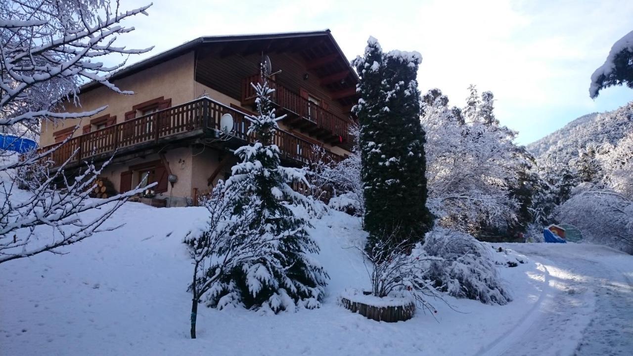 Chambre Les Ormes Enchastrayes Exteriér fotografie